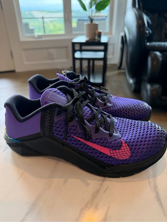 Nike Other - Nike men’s Metcon 6 Purple Athletic Sneakers Pink Swoosh and iridescent heal